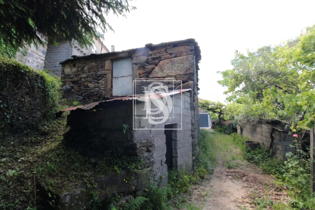 Moradia T2 para Venda em Rebordelo Foto 3