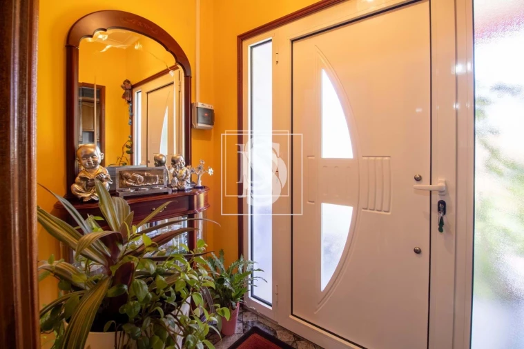 Moradia T4 para Venda em Teixeira e Teixeiró Foto 11