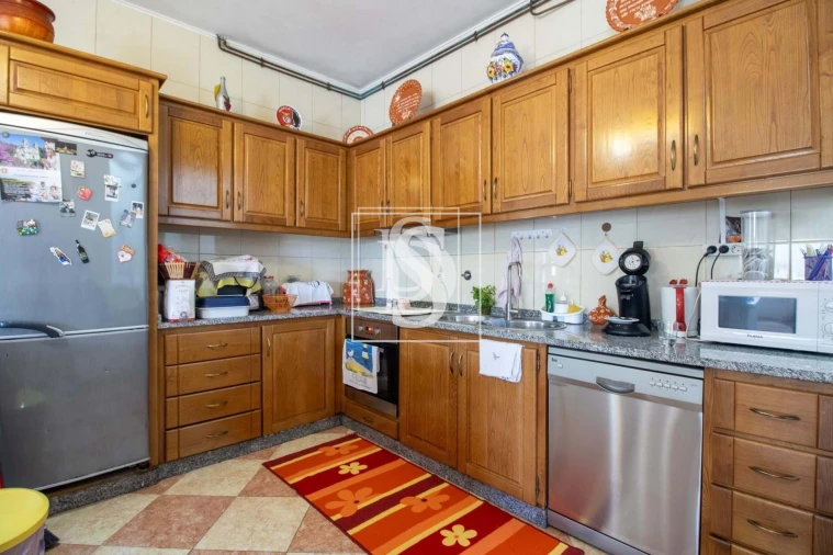 Moradia T4 para Venda em Teixeira e Teixeiró Foto 22