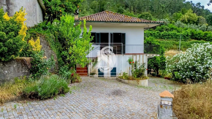 Moradia T3 para Venda em Vila Chã do Marão Foto 8