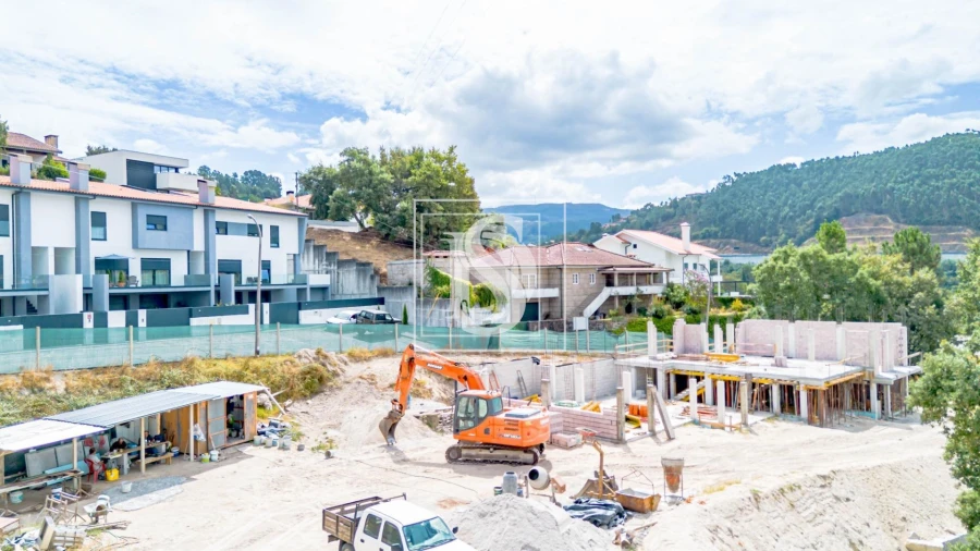 Moradia T3 para Venda em Amarante (São Gonçalo), Madalena, Cepelos e Gatão Foto 30