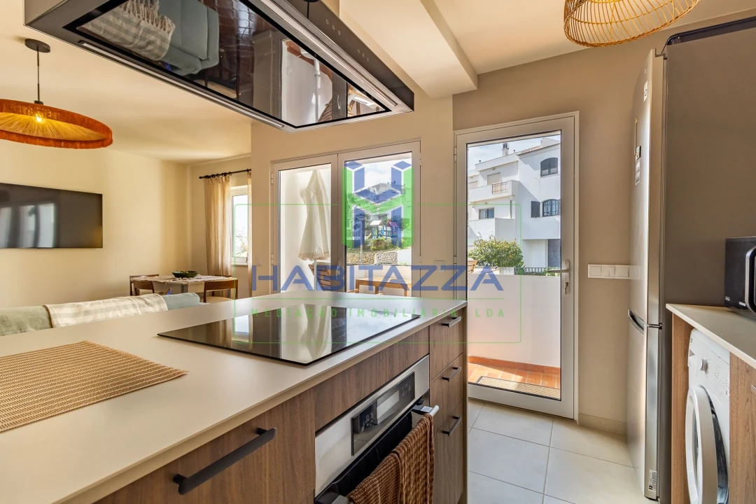 Apartamento T2 para Arrendamento em Lagos (São Sebastião e Santa Maria) Foto 5