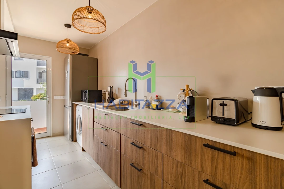 Apartamento T2 para Arrendamento em Lagos (São Sebastião e Santa Maria) Foto 10