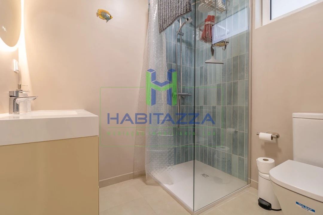 Apartamento T2 para Arrendamento em Lagos (São Sebastião e Santa Maria) Foto 18