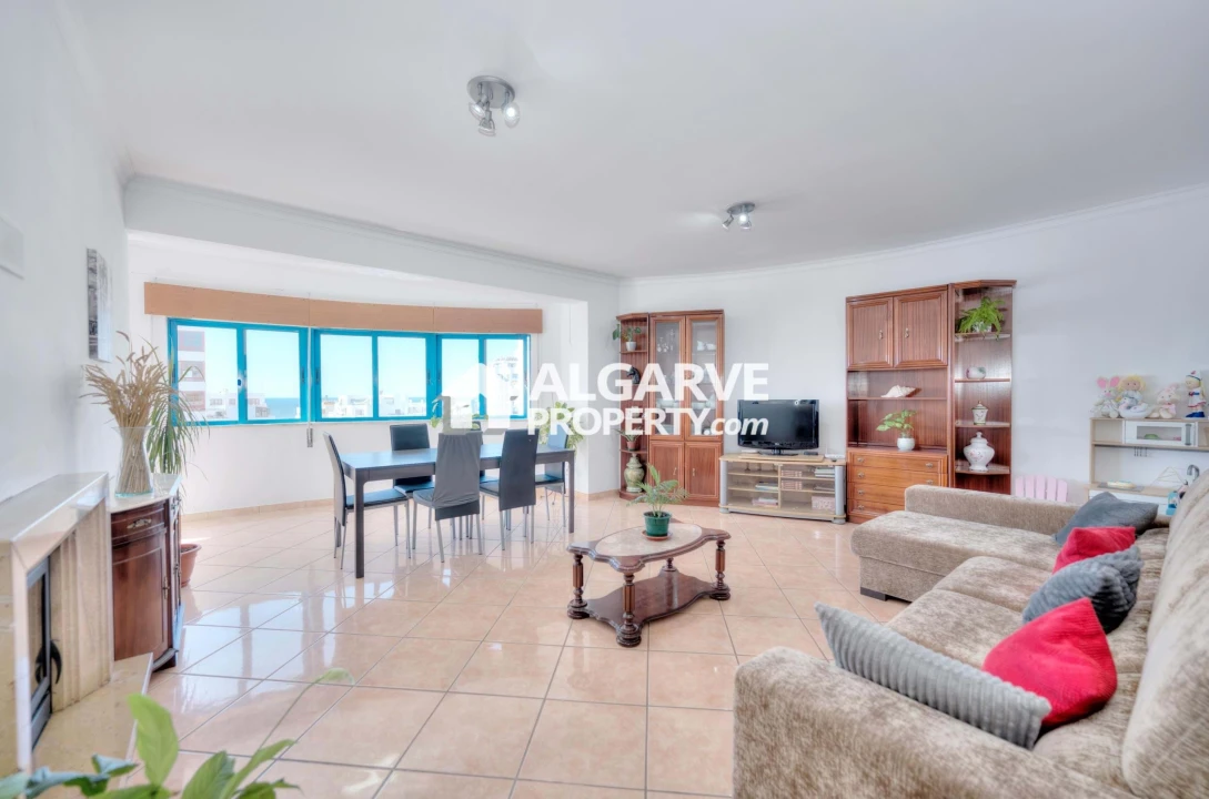 Apartamento T2 para Venda em Quarteira Foto 14