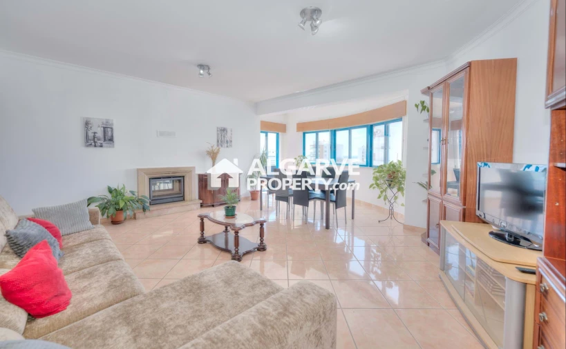 Apartamento T2 para Venda em Quarteira Foto 5