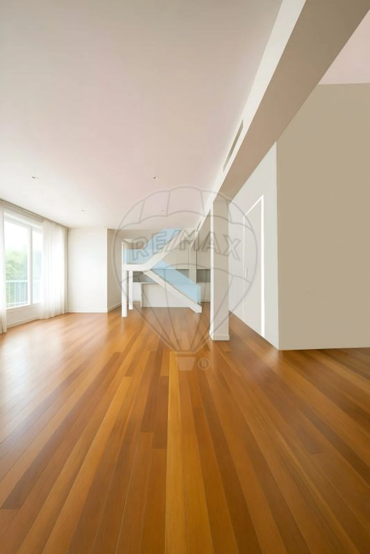 Apartamento T3 para Venda em Cascais e Estoril Foto 2