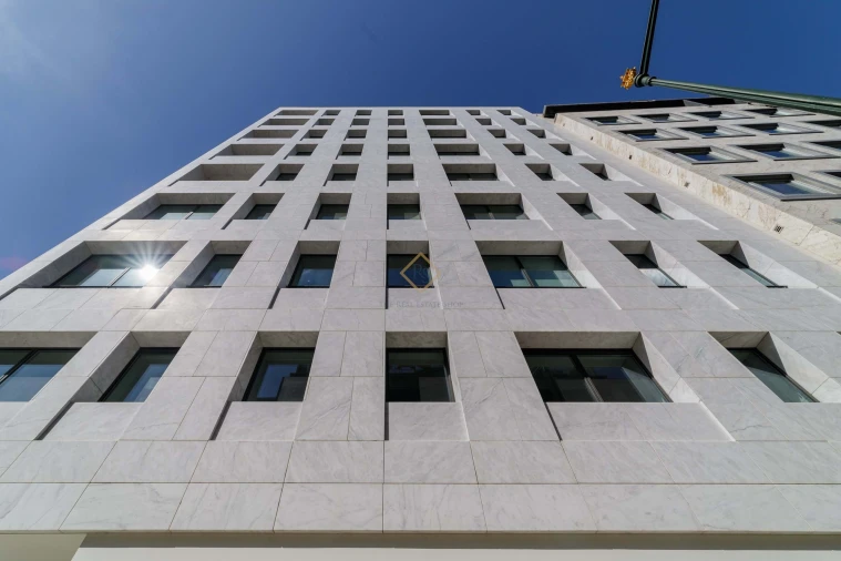 Apartamento T4 para Arrendamento em Santo António Foto 37