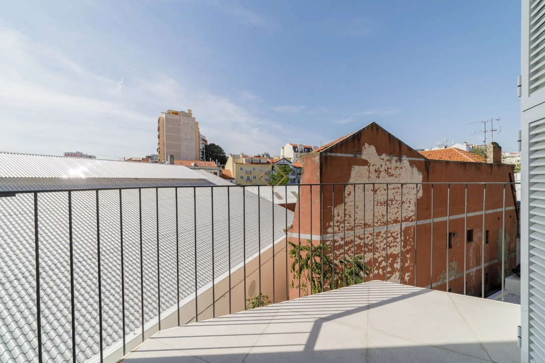 Apartamento T4 para Arrendamento em Santo António Foto 29