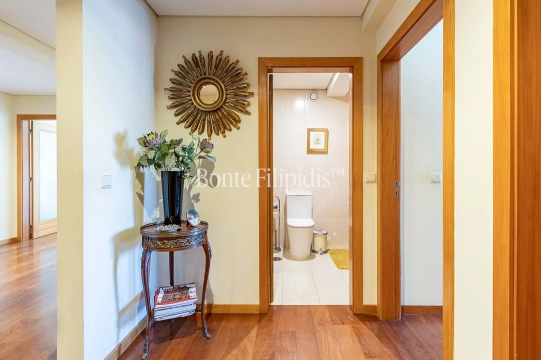 Apartamento T5 para Venda em Paranhos Foto 22