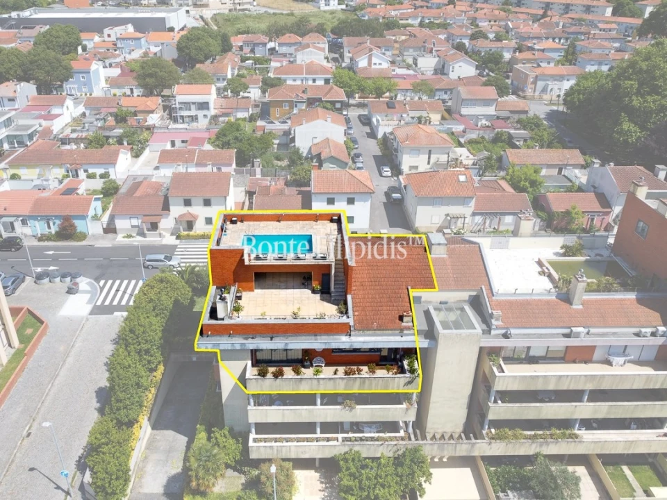 Apartamento T5 para Venda em Paranhos Foto 57