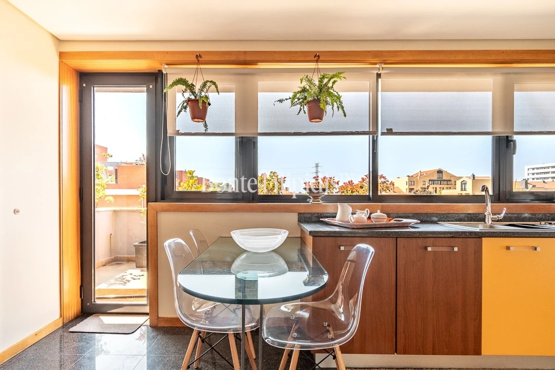 Apartamento T5 para Venda em Paranhos Foto 47