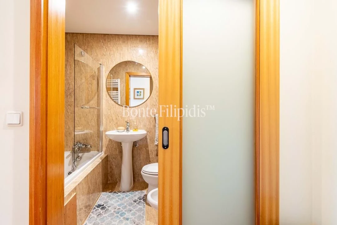 Apartamento T5 para Venda em Paranhos Foto 16