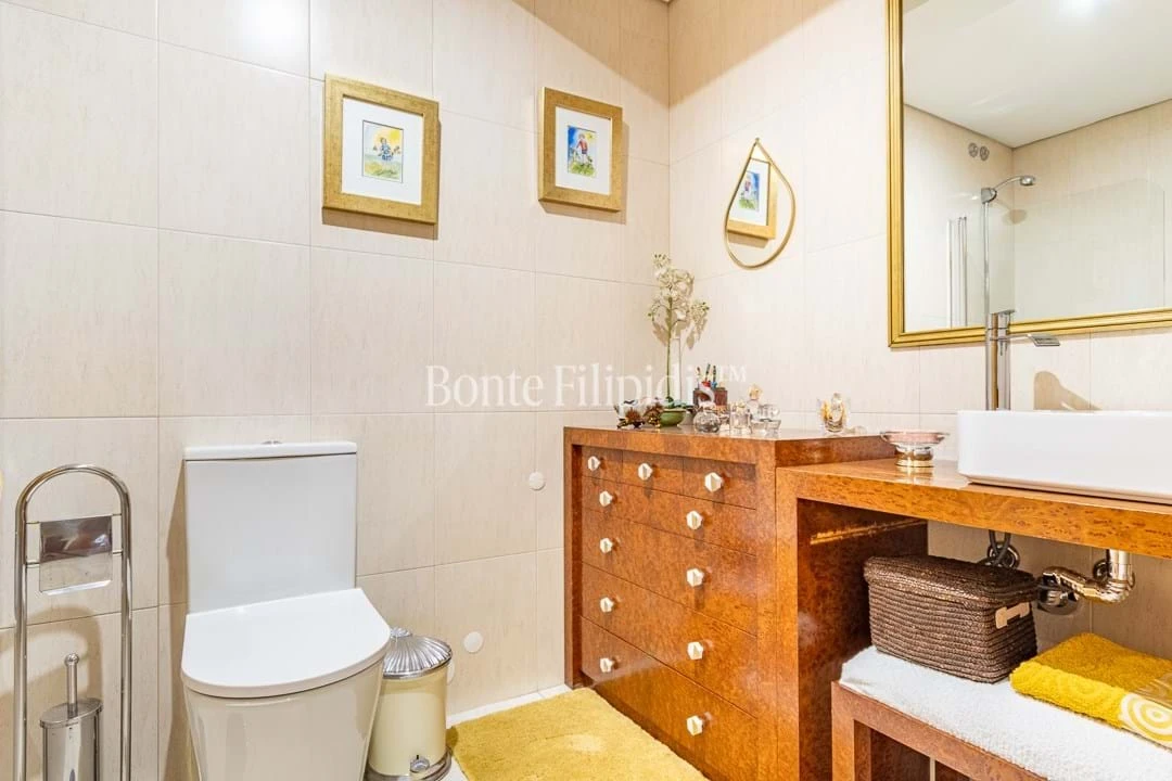 Apartamento T5 para Venda em Paranhos Foto 23