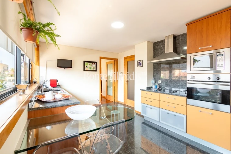 Apartamento T5 para Venda em Paranhos Foto 49