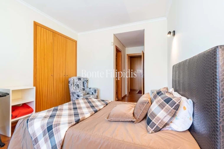 Apartamento T5 para Venda em Paranhos Foto 30