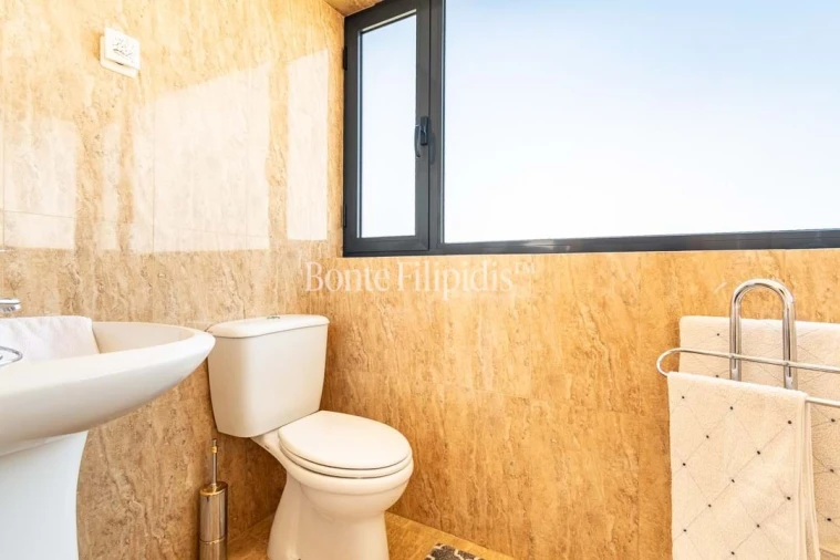 Apartamento T5 para Venda em Paranhos Foto 33