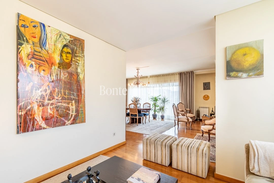 Apartamento T5 para Venda em Paranhos Foto 44