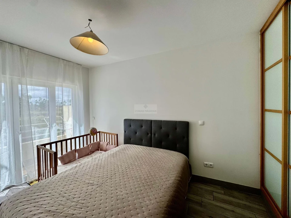 Moradia T2 para Venda em Odiaxere Foto 8