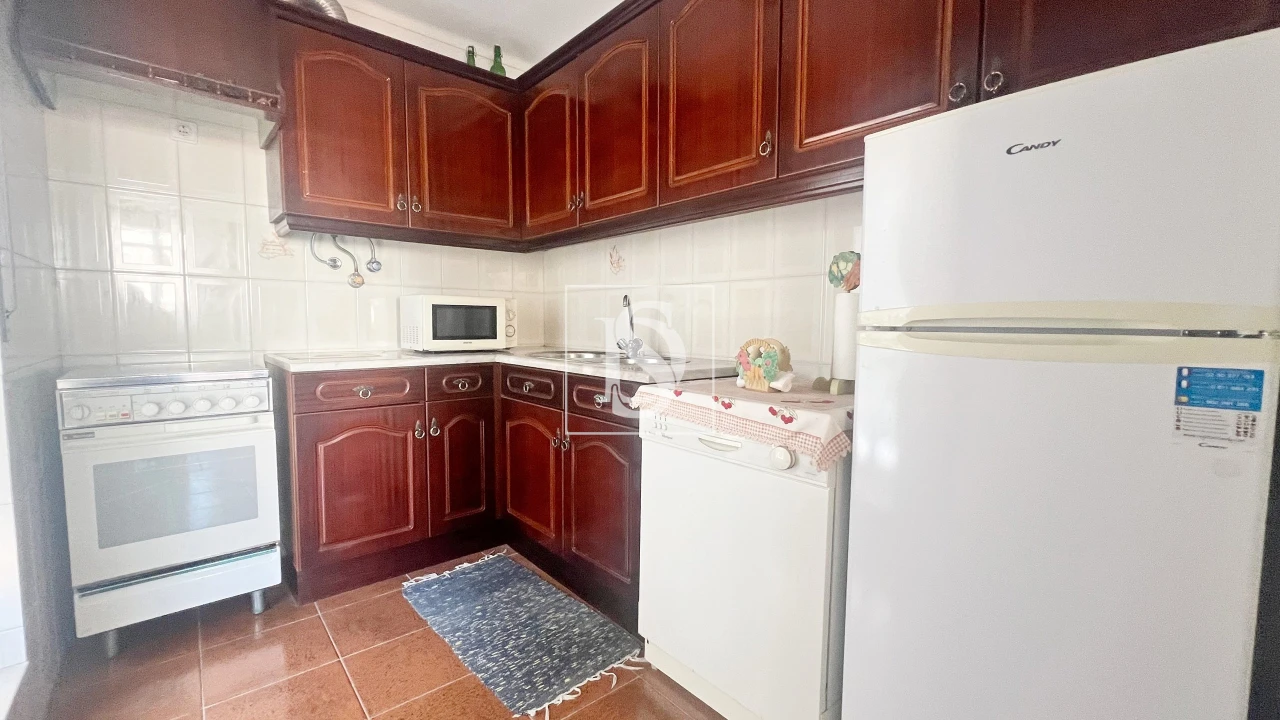Apartamento T2 para Venda em Atouguia da Baleia Foto 12