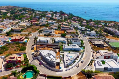 Moradia T3 para Venda em Lagos (São Sebastião e Santa Maria)