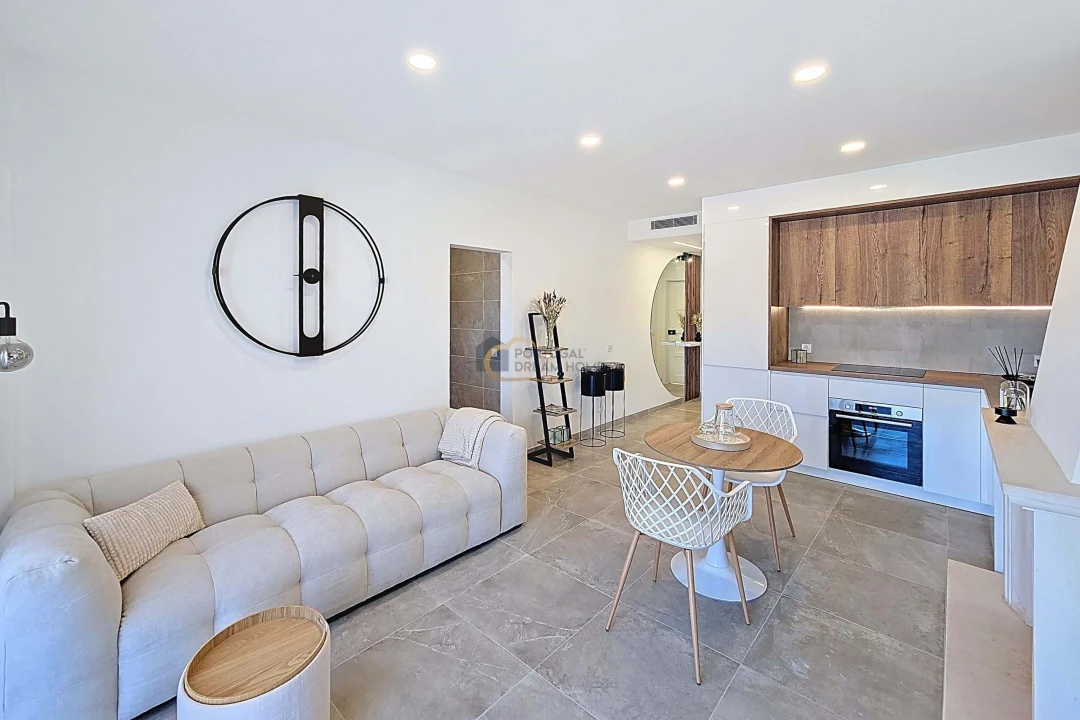 Apartamento T1 para Venda em Albufeira e Olhos de Água Foto 8
