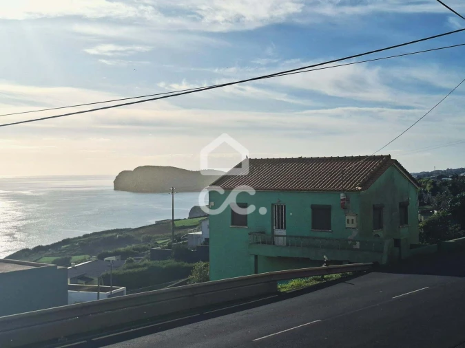 Moradia T2 para Venda em Feteira Foto 24