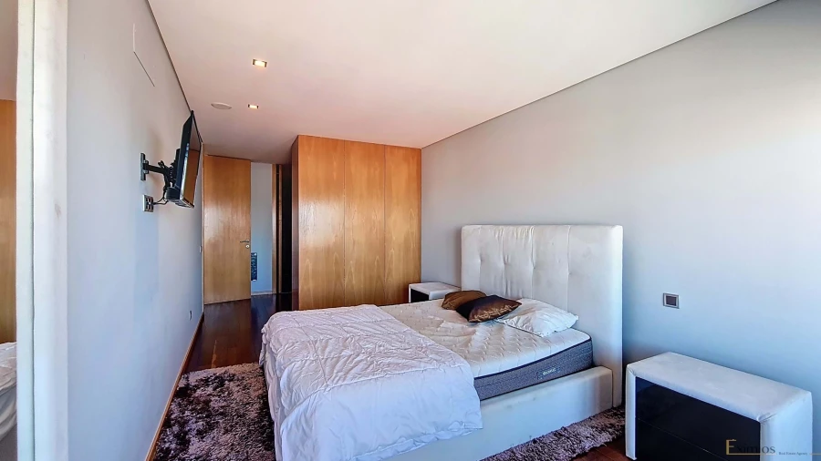 Apartamento T4 para Venda em Vila do Conde Foto 9