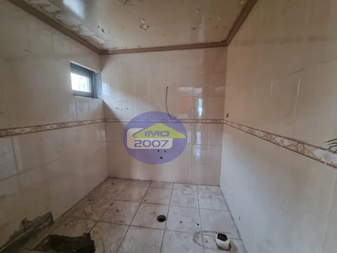 Moradia T3 para Venda em Escapães Foto 2