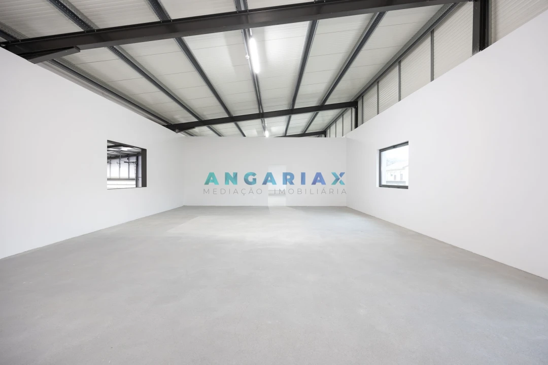 Armazém para Venda em Maiorga Foto 57