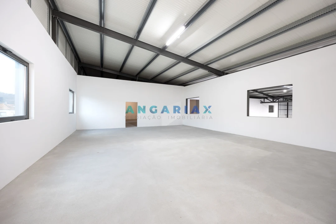 Armazém para Venda em Maiorga Foto 60