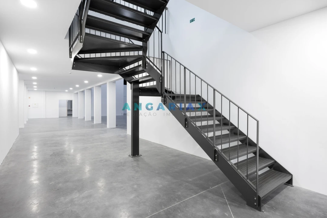 Armazém para Venda em Maiorga Foto 14