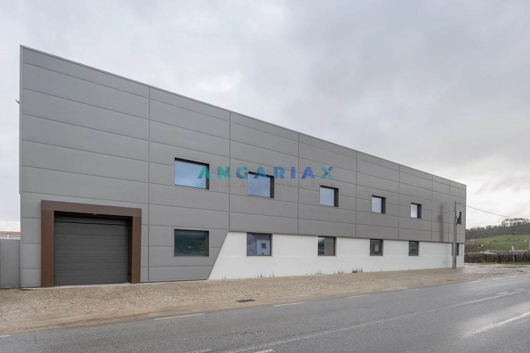 Armazém para Venda em Maiorga Foto 6