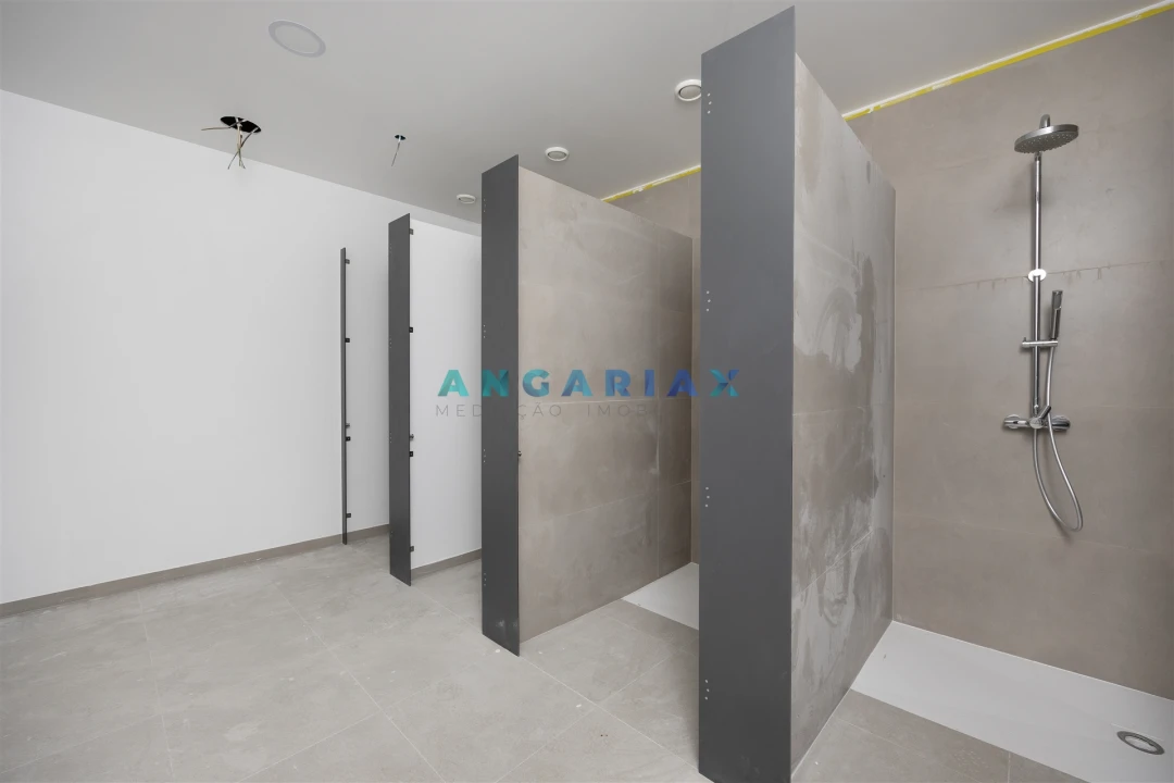 Armazém para Venda em Maiorga Foto 23