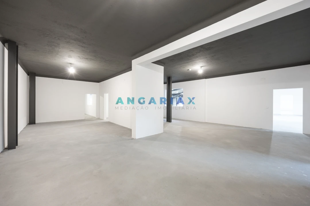 Armazém para Venda em Maiorga Foto 55