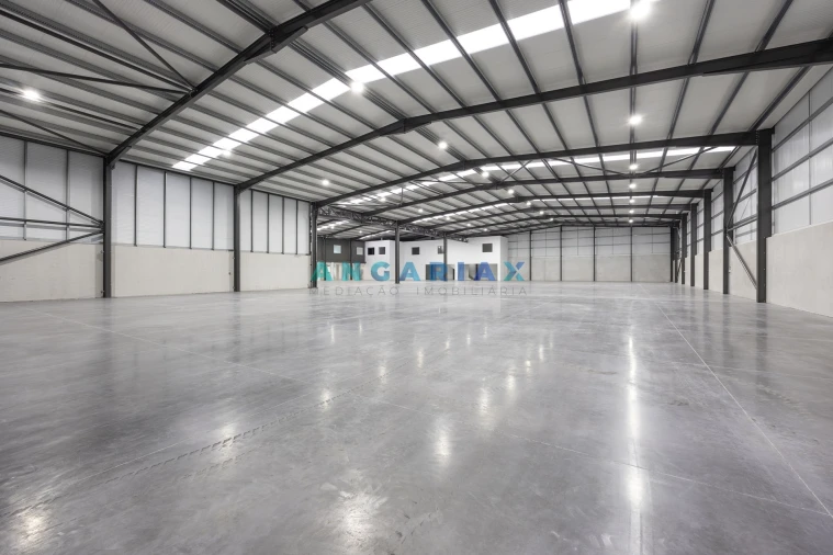 Armazém para Venda em Maiorga Foto 38