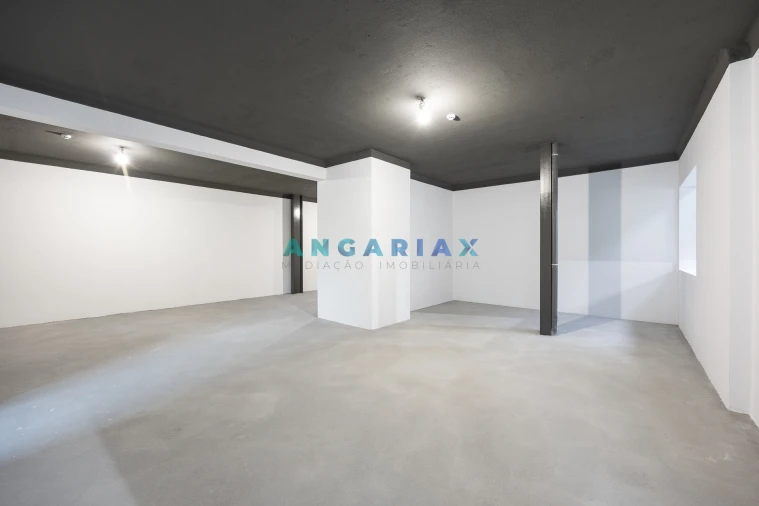 Armazém para Venda em Maiorga Foto 56