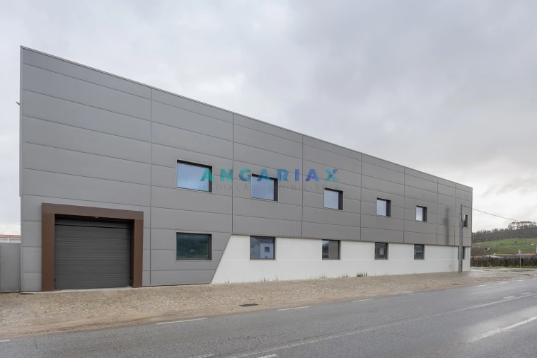 Armazém para Venda em Maiorga Foto 6