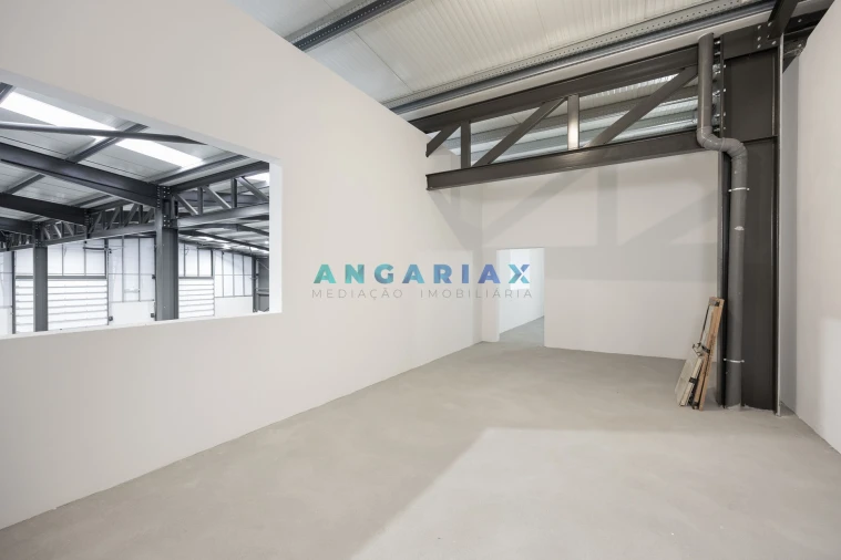 Armazém para Venda em Maiorga Foto 47