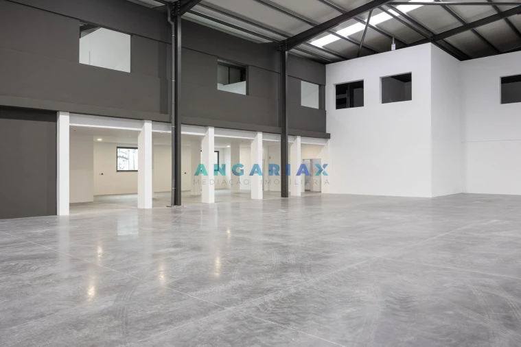 Armazém para Venda em Maiorga Foto 40