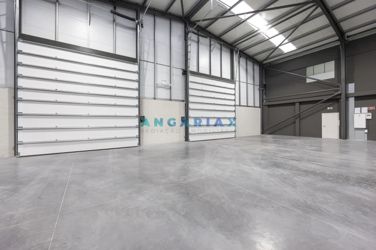 Armazém para Venda em Maiorga Foto 39