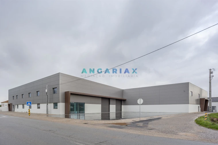 Armazém para Venda em Maiorga Foto 4