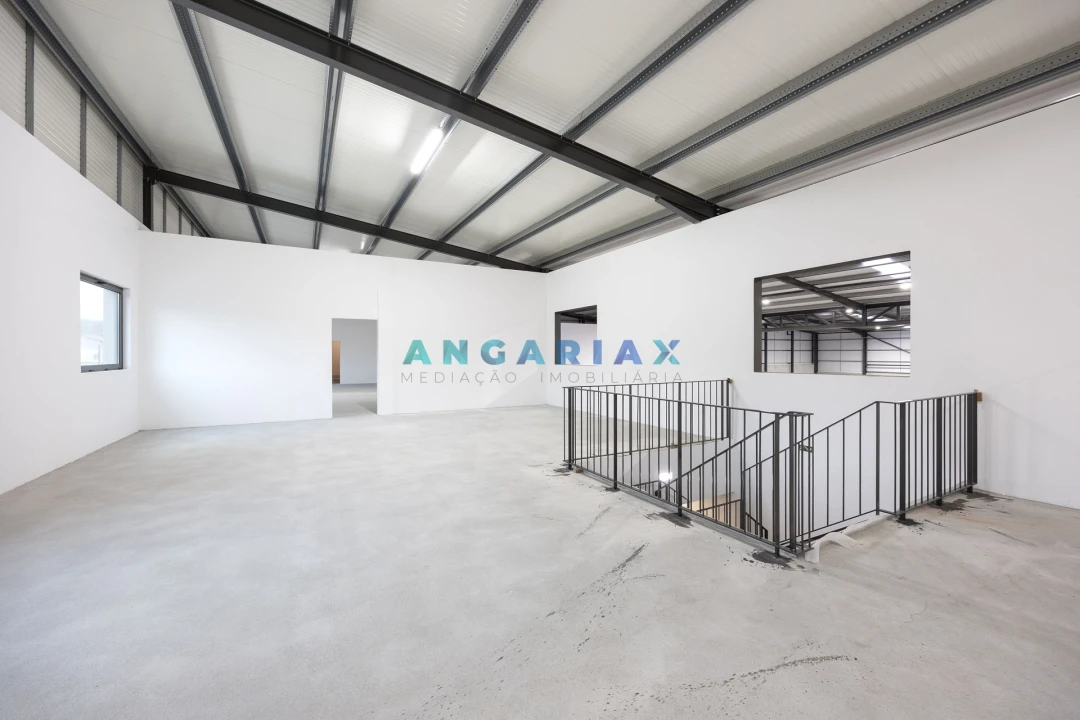 Armazém para Venda em Maiorga Foto 62