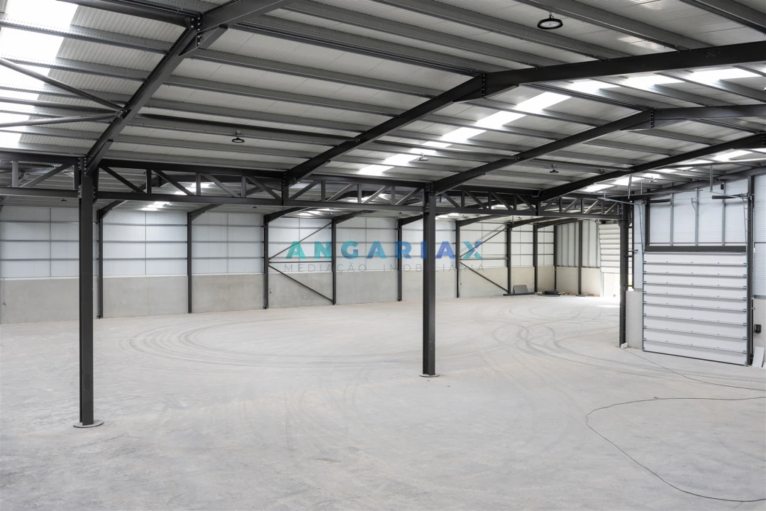 Armazém para Venda em Maiorga Foto 8