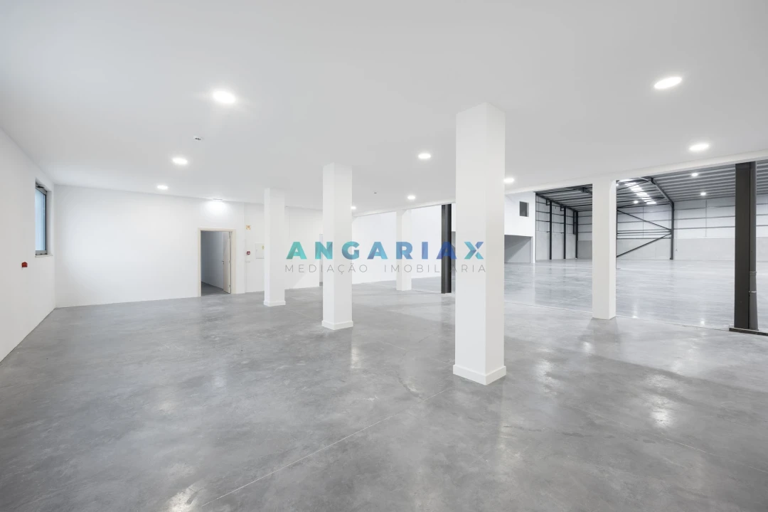 Armazém para Venda em Maiorga Foto 18