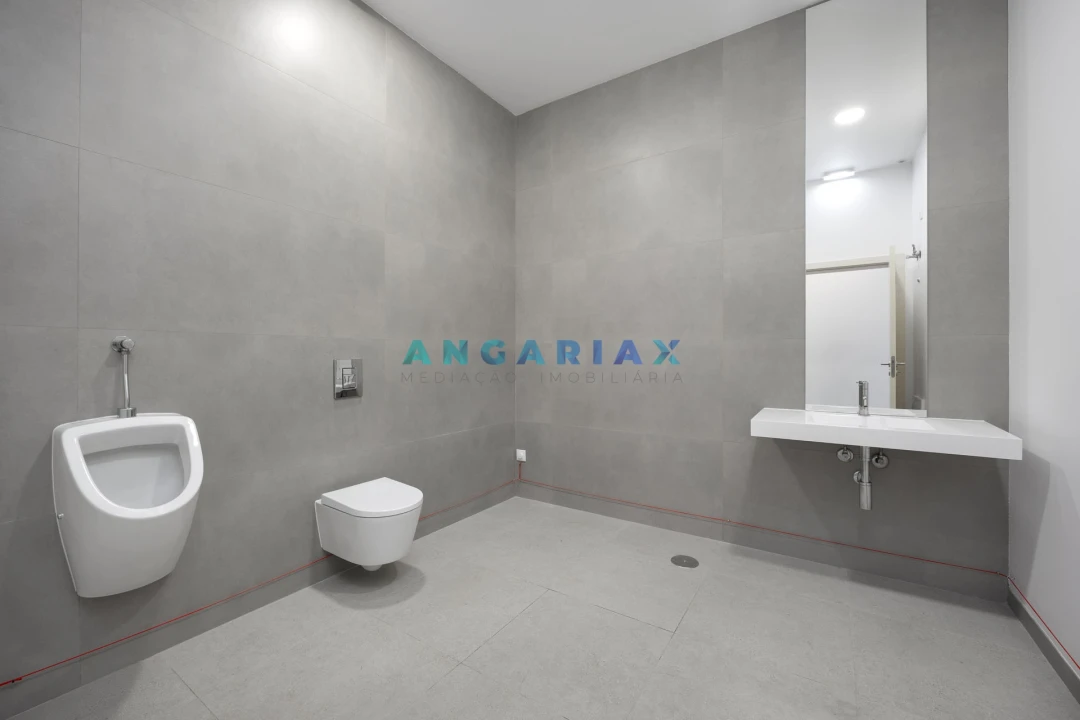 Armazém para Venda em Maiorga Foto 10