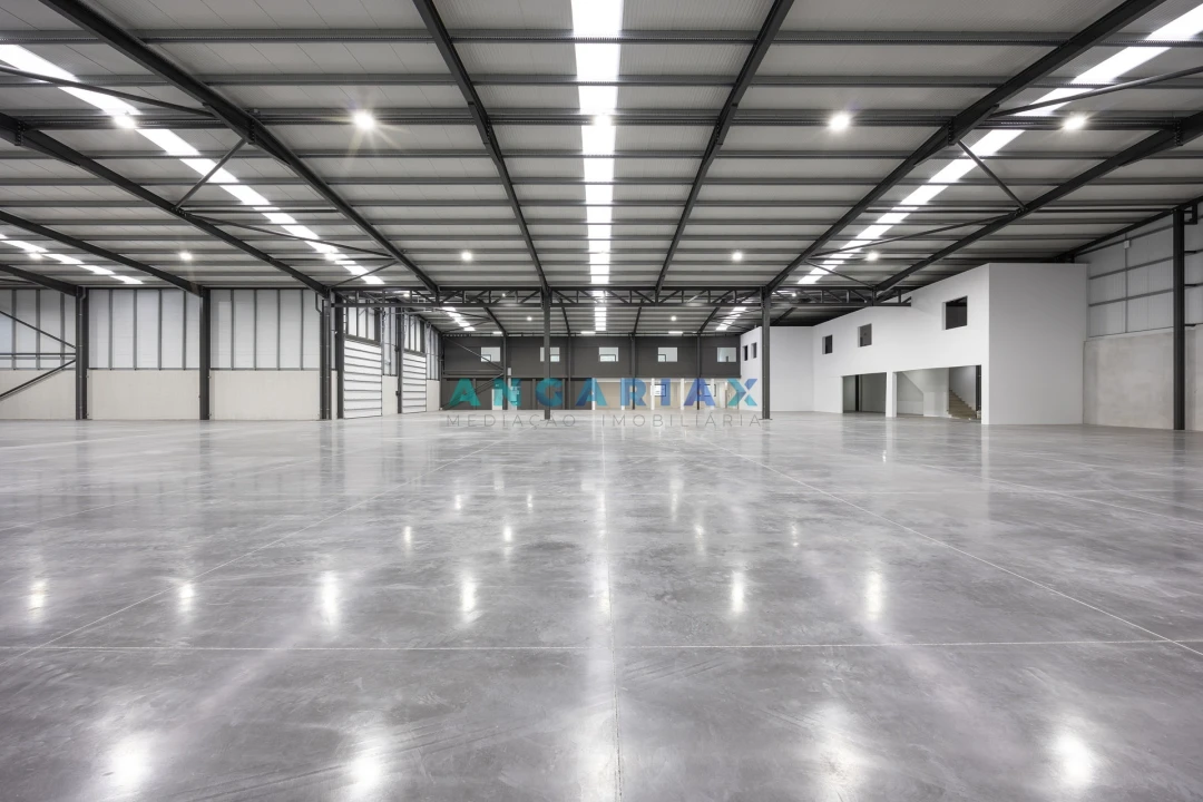 Armazém para Venda em Maiorga Foto 32