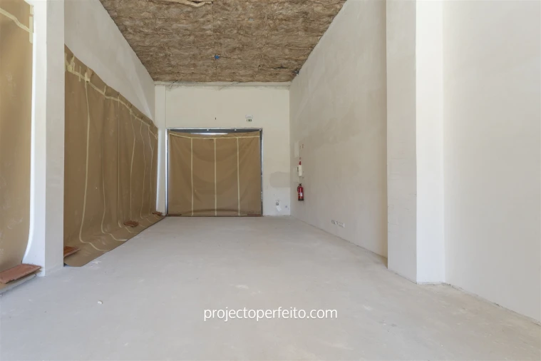 Loja para Venda em Espinho Foto 2