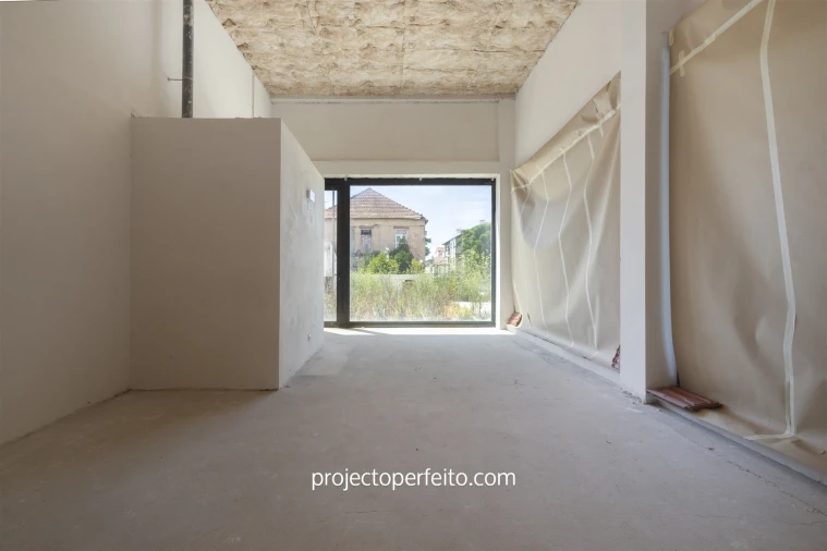 Loja para Venda em Espinho Foto 2