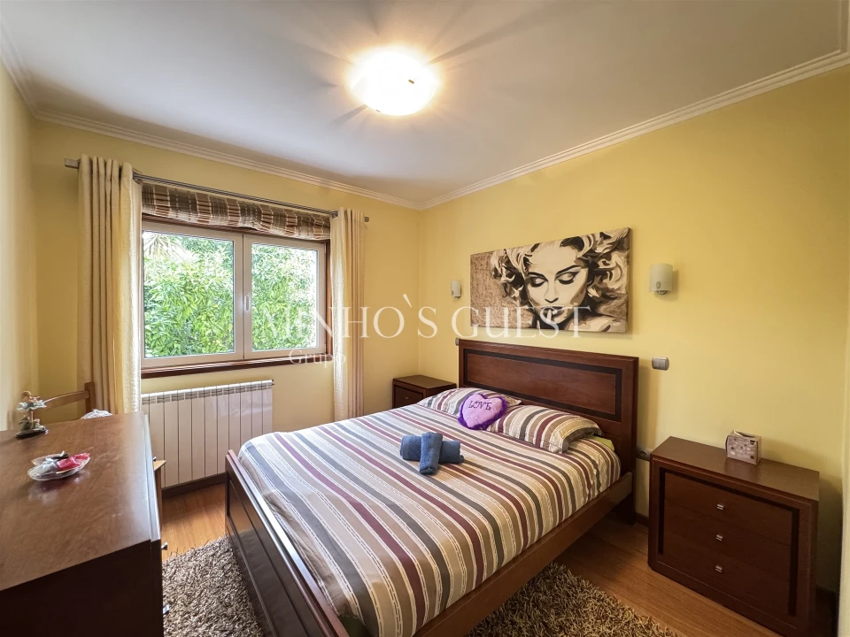 Moradia T4 para Venda em Rio Caldo Foto 18